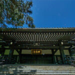 本覺山 妙壽寺｜寺町エリアの緑豊かな寺院の写真1