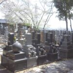 桜寺墓所 宝見墓苑｜宝塚市 多彩なプランの永代供養墓と、桜が咲き誇る樹木葬のサムネイル写真2