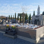 御牧原ほたるの里 絆霊園｜東御市 雄大な浅間連山の自然に見守られた樹木葬・永代供養墓の写真1